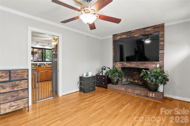 325 Swanson Drive SW, Lenoir, NC 28645