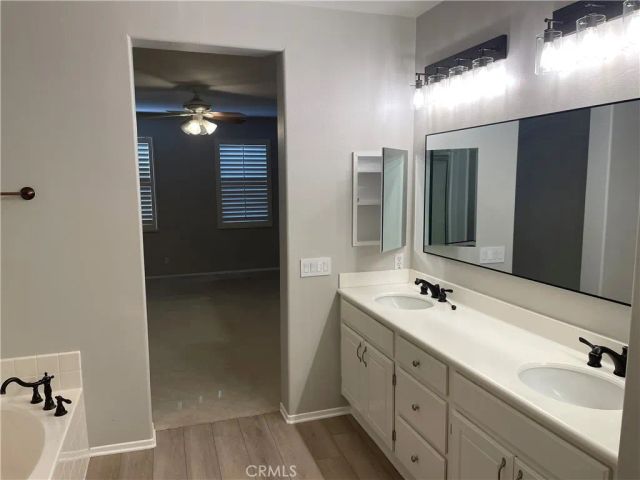 28 Taquitz 36, Irvine, CA 92602