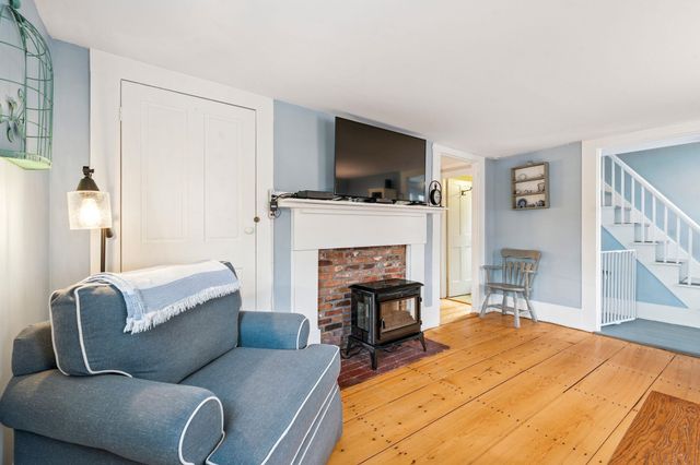 35 Maple Street, Wilton, NH 03086