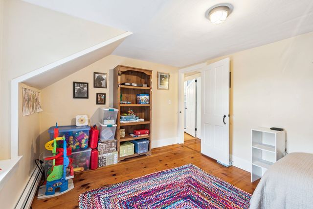 35 Maple Street, Wilton, NH 03086