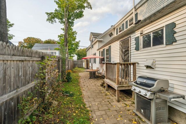35 Maple Street, Wilton, NH 03086