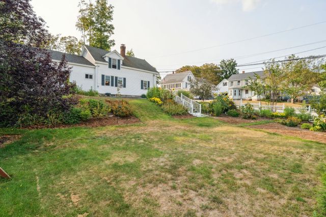 35 Maple Street, Wilton, NH 03086
