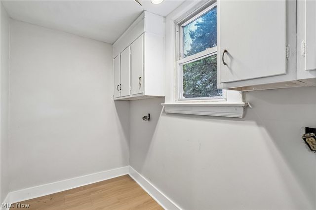 7004 lansing Avenue, Cleveland, OH 44105