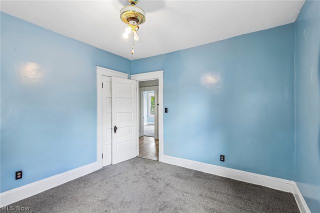 7004 lansing Avenue, Cleveland, OH 44105