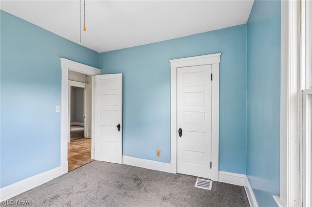7004 lansing Avenue, Cleveland, OH 44105