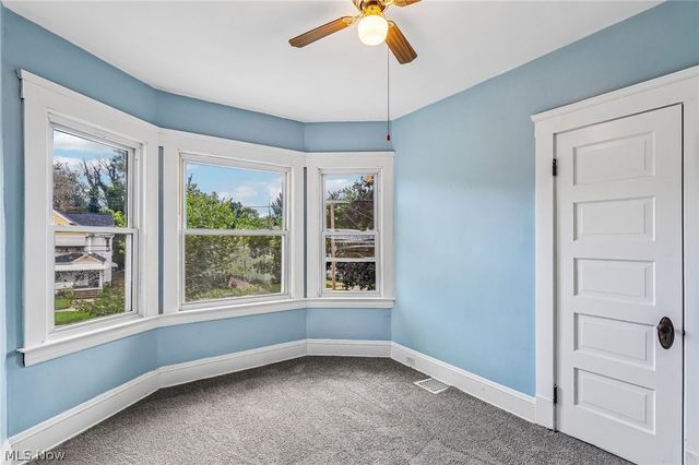 7004 lansing Avenue, Cleveland, OH 44105
