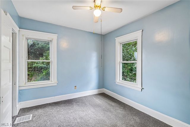 7004 lansing Avenue, Cleveland, OH 44105