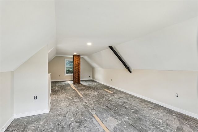 7004 lansing Avenue, Cleveland, OH 44105
