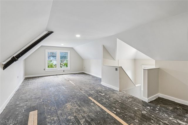 7004 lansing Avenue, Cleveland, OH 44105