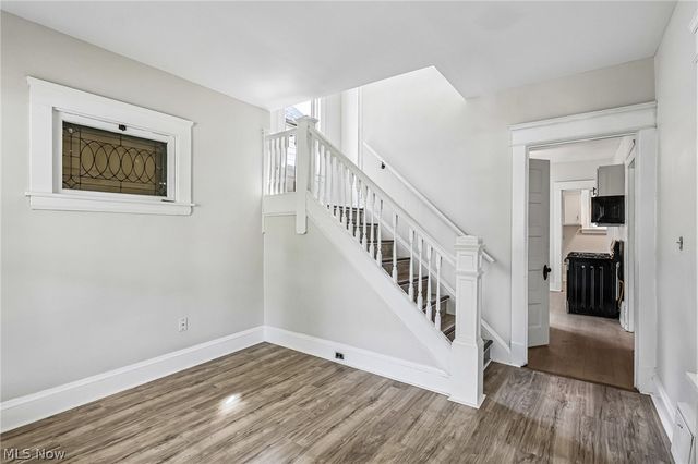 7004 lansing Avenue, Cleveland, OH 44105