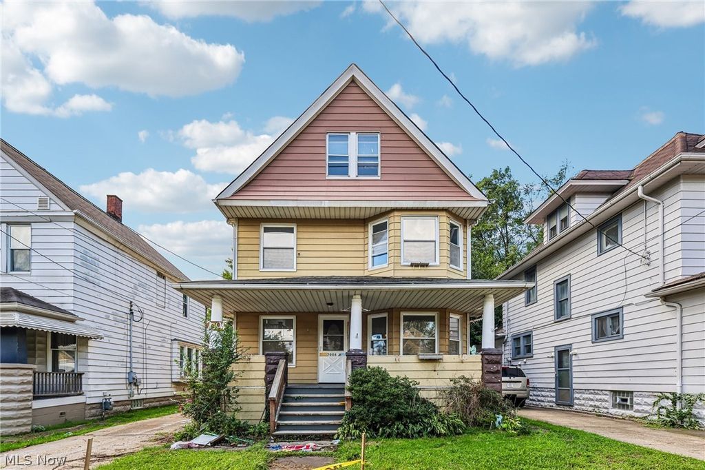 7004 lansing Avenue, Cleveland, OH 44105