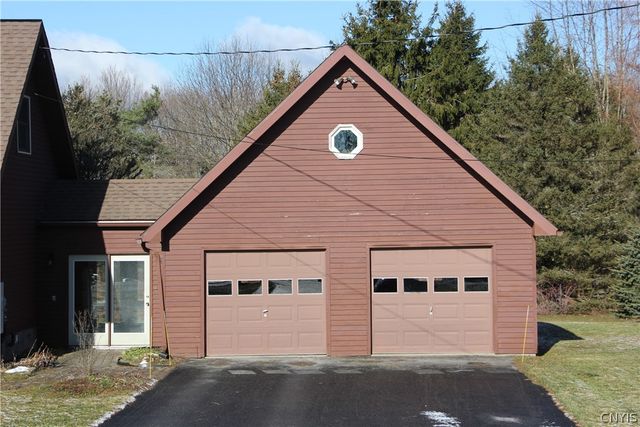 2841 Johnnycake Hill Road, Madison, NY 13346