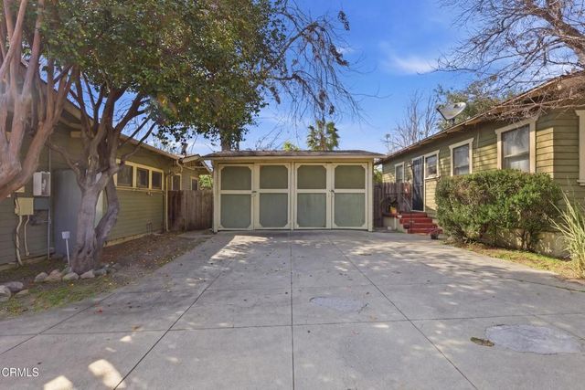 1455 E Villa Street, Pasadena, CA 91106