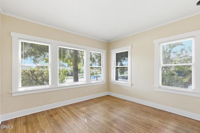 1455 E Villa Street, Pasadena, CA 91106