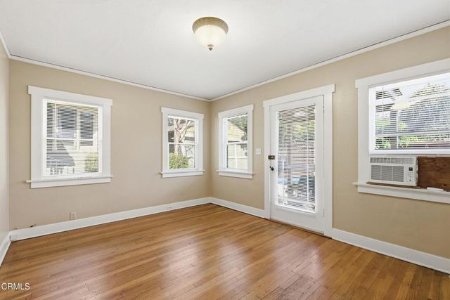 1455 E Villa Street, Pasadena, CA 91106