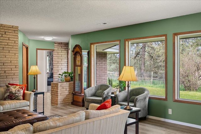 6108 W Depot Springs Rd, Cheney, WA 99004