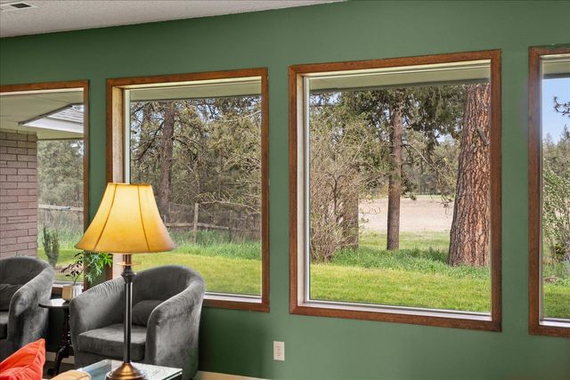 6108 W Depot Springs Rd, Cheney, WA 99004