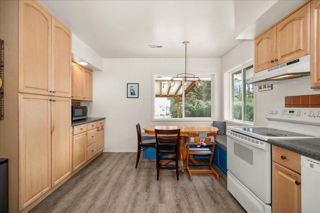 6108 W Depot Springs Rd, Cheney, WA 99004