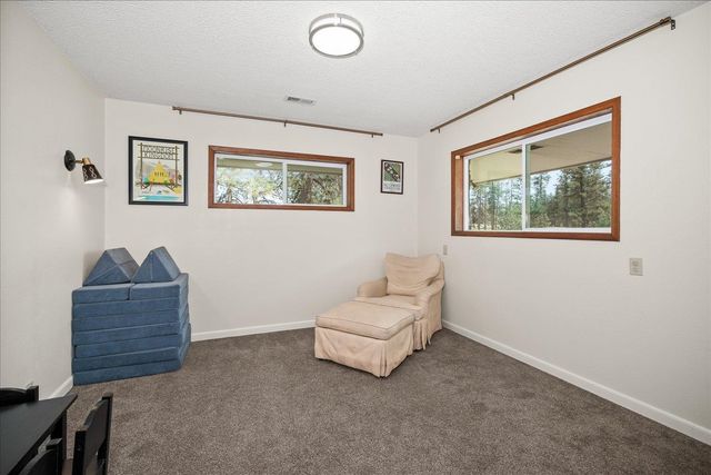 6108 W Depot Springs Rd, Cheney, WA 99004