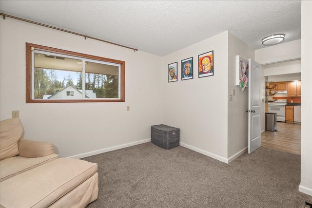 6108 W Depot Springs Rd, Cheney, WA 99004