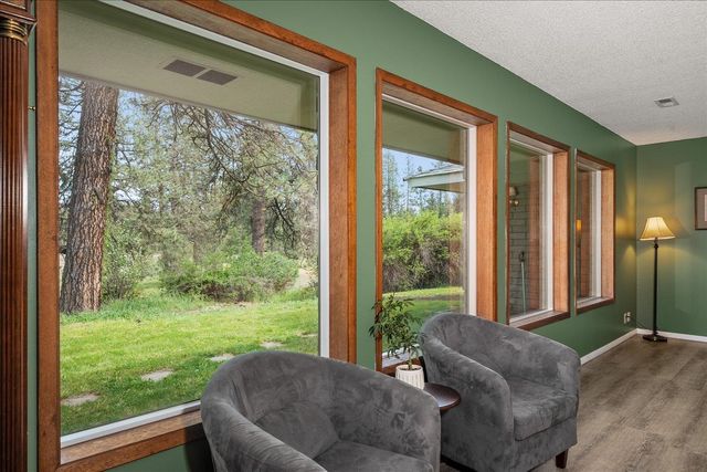 6108 W Depot Springs Rd, Cheney, WA 99004