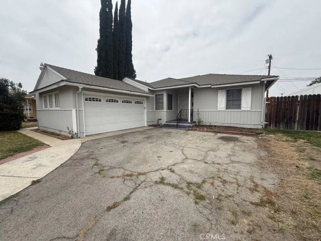 10213 Sophia Avenue, North Hills, CA 91343