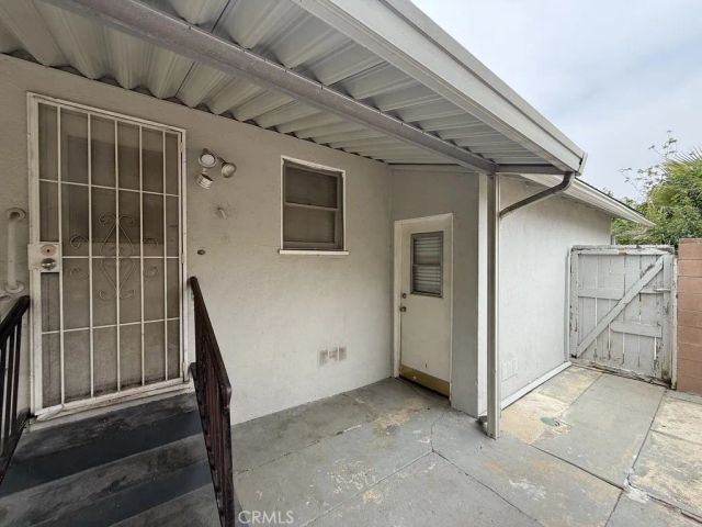 10213 Sophia Avenue, North Hills, CA 91343