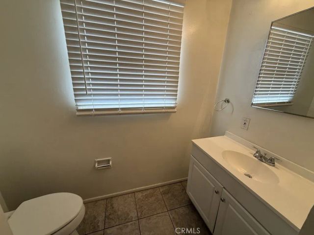 10213 Sophia Avenue, North Hills, CA 91343