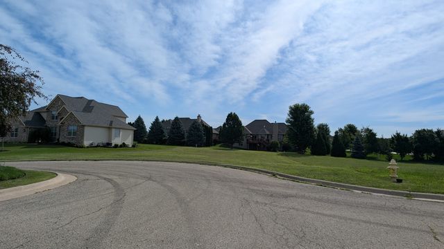 905 Tivoli Drive, Rockford, IL 61107