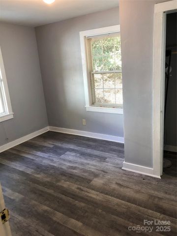 426 Skyland Avenue, Charlotte, NC 28205