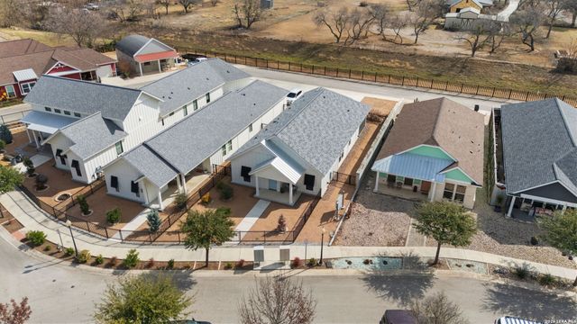1368 Dexters Pl Bldg 1, New Braunfels, TX 78130