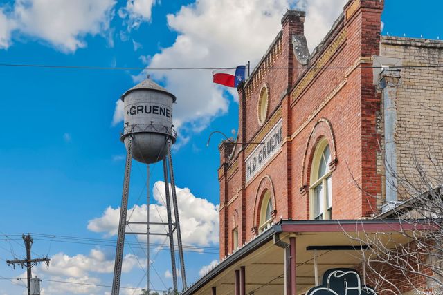 1368 Dexters Pl Bldg 1, New Braunfels, TX 78130