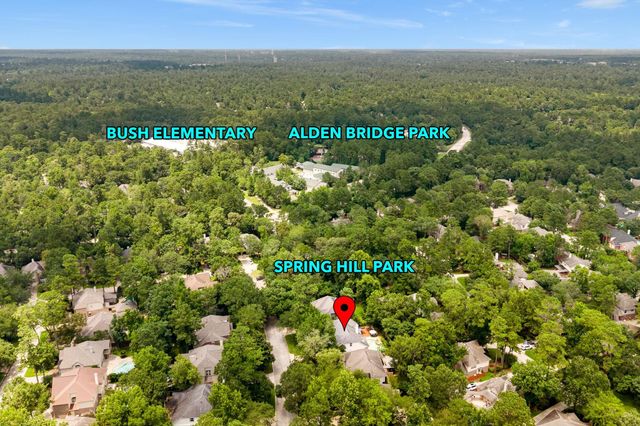 15 S Piney Plains Circle, The Woodlands, TX 77382