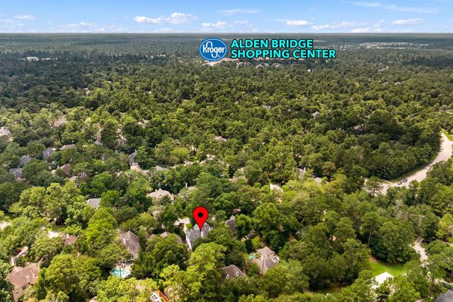 15 S Piney Plains Circle, The Woodlands, TX 77382