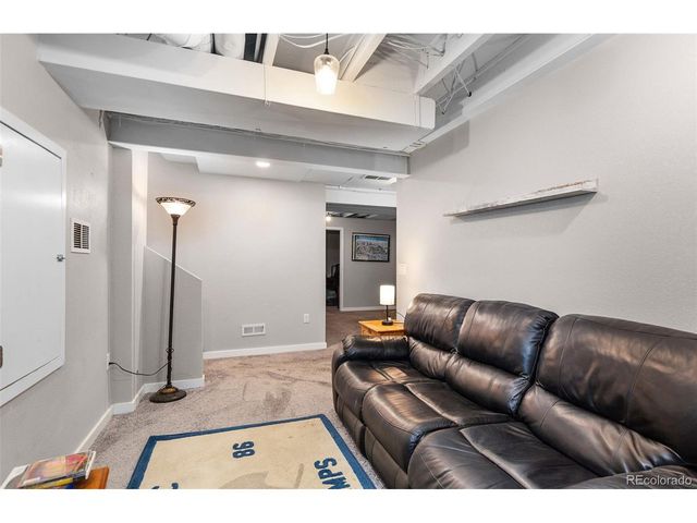 20650 E Dartmouth Dr, Aurora, CO 80013