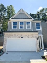 690 Smokey Quartz Way, Kennesaw, GA 30144