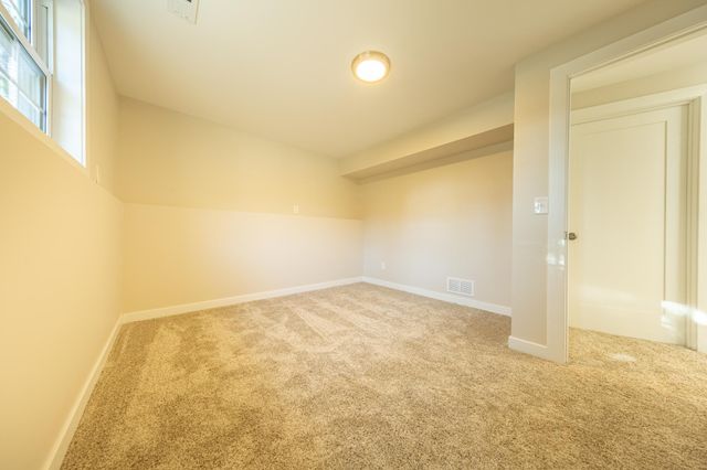 1250 13th Street NW, New Brighton, MN 55112