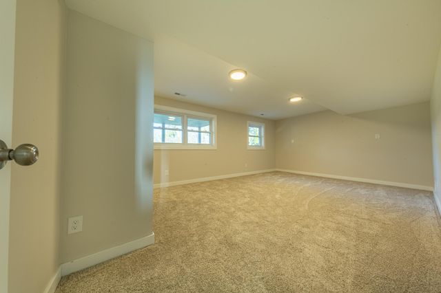 1250 13th Street NW, New Brighton, MN 55112