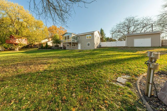 1250 13th Street NW, New Brighton, MN 55112