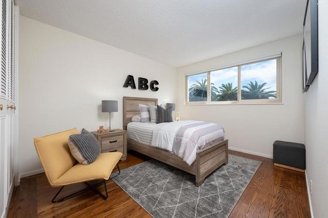 67 Parkside Avenue, Daly City, CA 94015
