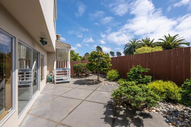 67 Parkside Avenue, Daly City, CA 94015