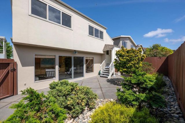 67 Parkside Avenue, Daly City, CA 94015