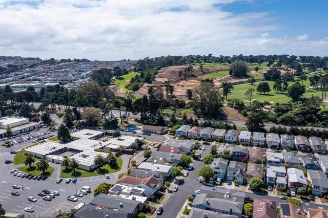67 Parkside Avenue, Daly City, CA 94015