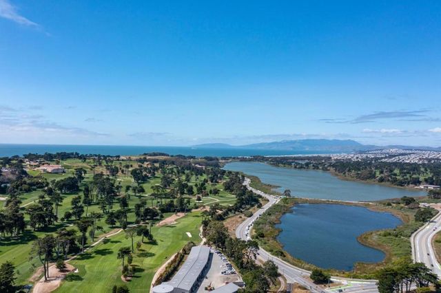67 Parkside Avenue, Daly City, CA 94015