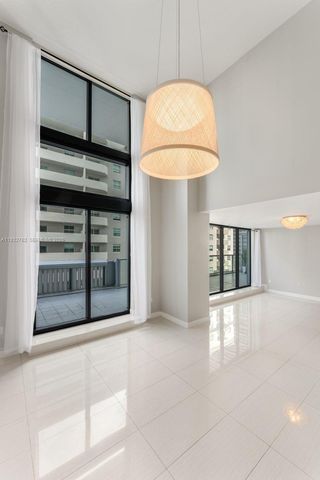 1111 SW 1st Ave 721-N, Miami, FL 33130