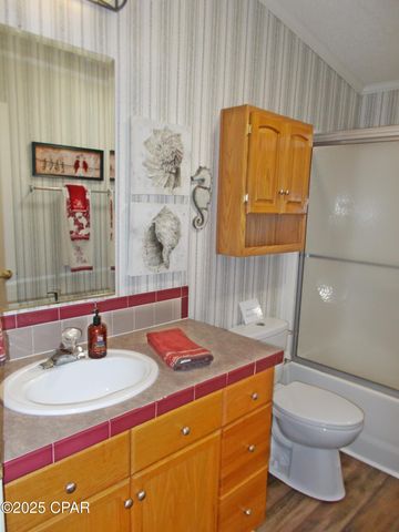 702 Moonseed Lane, Chipley, FL 32428