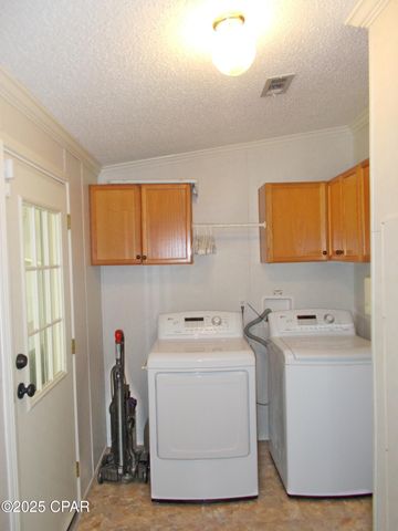 702 Moonseed Lane, Chipley, FL 32428