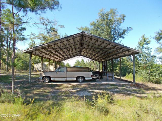 702 Moonseed Lane, Chipley, FL 32428