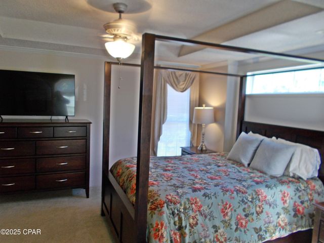 702 Moonseed Lane, Chipley, FL 32428