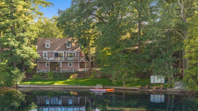 89 Dudley Rd, Wayland, MA 01778